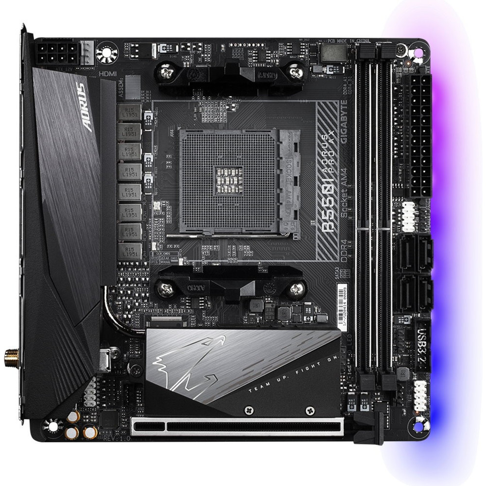 Материнская плата Gigabyte B550I AORUS PRO AX Mini-ITX, AMD AM4 - миниатюра 2